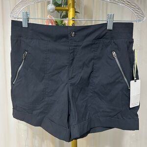 Te Verde Black Women's Cargo Shorts